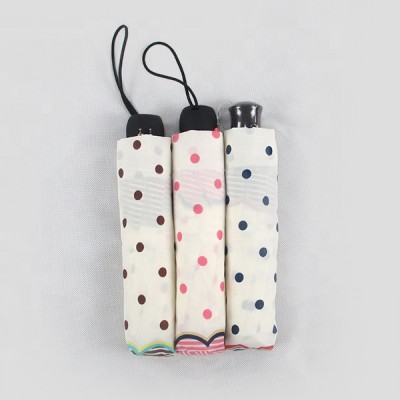 new design dots printed 3 fold waterproof travel umbrella with stripe border for lady